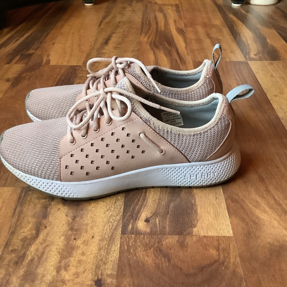 Sperry Size 7.5 Fathom Sport light pink mesh lightweight sneakers